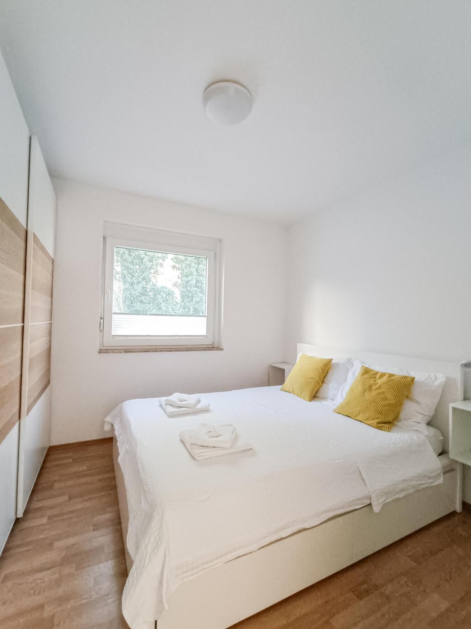 Apartments Frank シロ エクステリア 写真